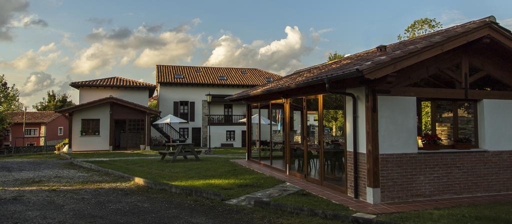 Apartamentos Rurales Playa Del Canal Villanueva de Pria 외부 사진